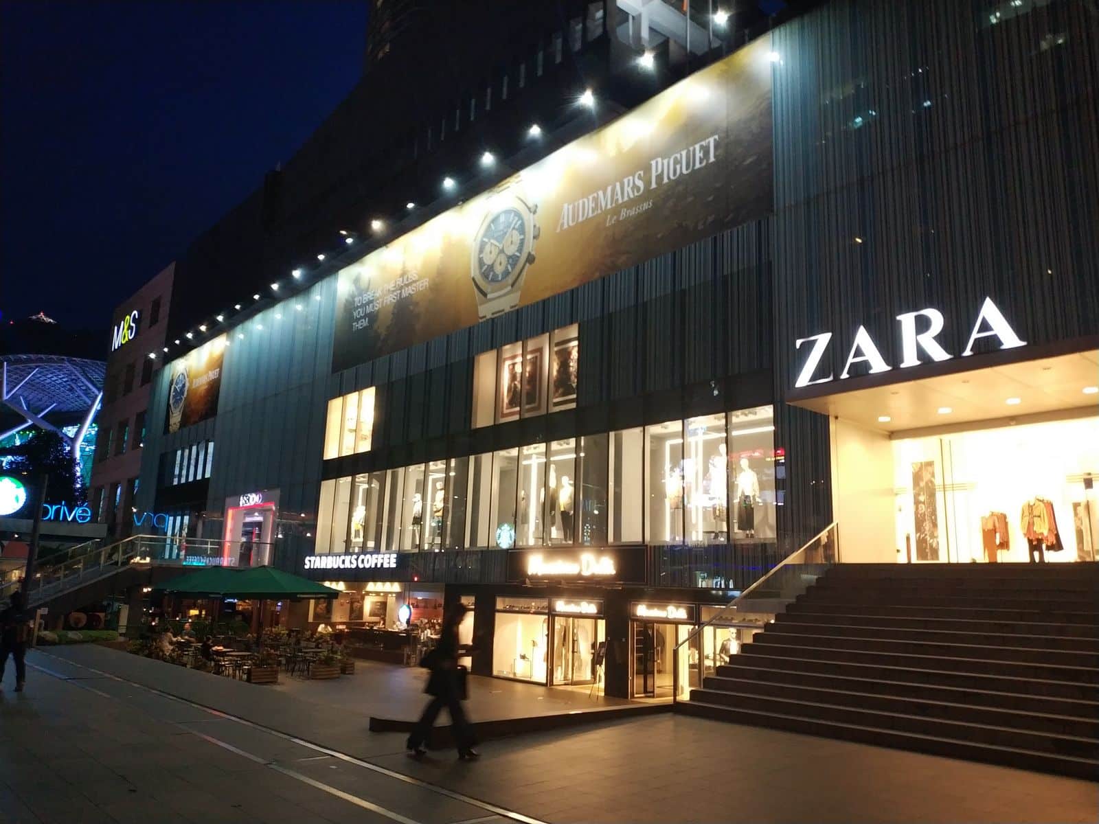 zara wheelock place